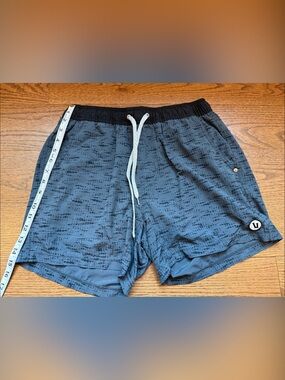 Vuori Slate Blue Elastic-Waist Athletic Shorts